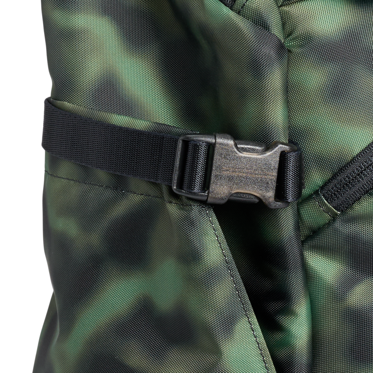 Stanley 1913 The Vitalize™ Backpack 30.9 QT in Dried Pine Blur | Back View