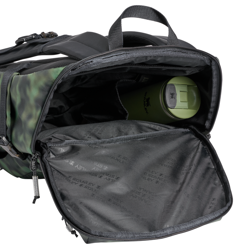 Stanley 1913 The Vitalize™ Backpack 30.9 QT in Dried Pine Blur | Back Detailed View
