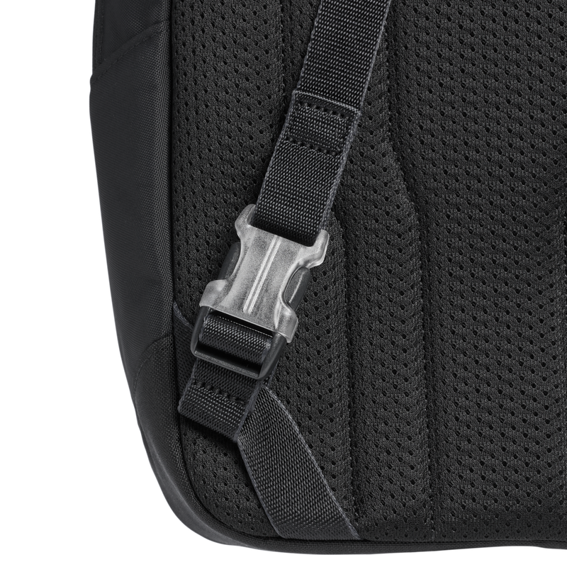 Stanley 1913 The Vitalize™ Crossbody Bag 10 QT in Black | Back Detailed View