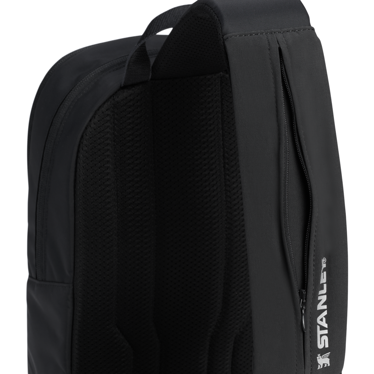 The Vitalize™ Macro Method Crossbody Bag | 10 QT4