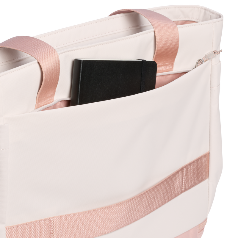 Stanley 1913 The Vitalize™ Tote 27.6 QT in Rose Quartz | Detailed View