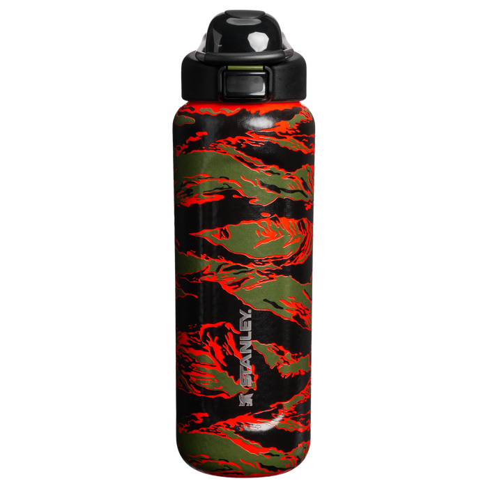 Stanley 1913 Stanley 1913 x Devin Booker Wellspring Bottle 24 OZ in Devin Booker Hidden in Plain Sight | Front View