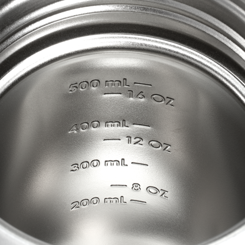Stanley 1913 The Vitalize™ Shaker Bottle 20 OZ in Black 2.0 | Detailed View