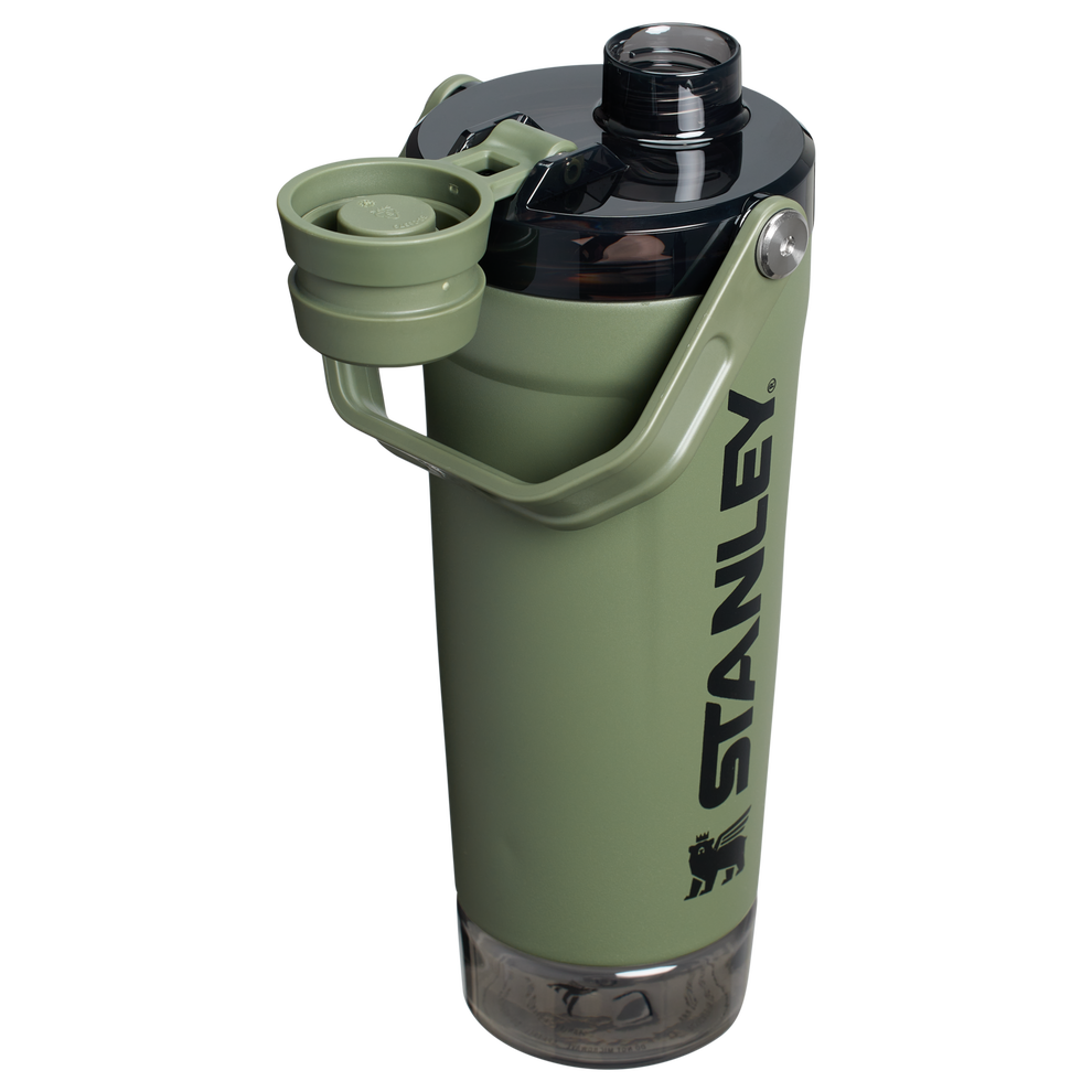Stanley 1913 The Vitalize™ Shaker Bottle 20 OZ in Dried Pine