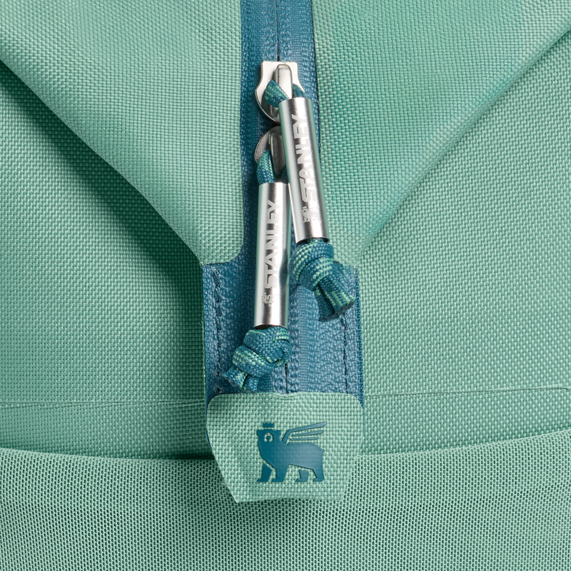 Stanley 1913 The All Day Julienne Midi Cooler 20 Can 12 QT 11.3 L in Spring Green | Detailed View