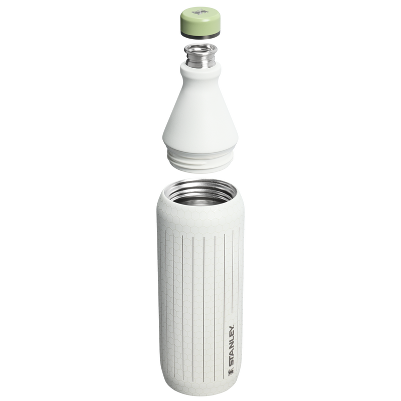 Stanley 1913 The Stanley 1913 x Nelly Korda All Day Slim Bottle 20 OZ in Nelly Korda Pinstripe | Cross Section View