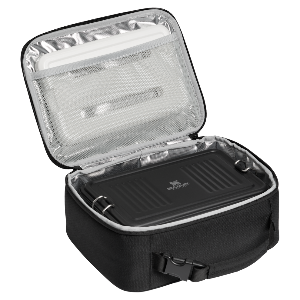 Stanley 1913 The Assembly Lunch Box 3.7 QT 3.5 L in Black