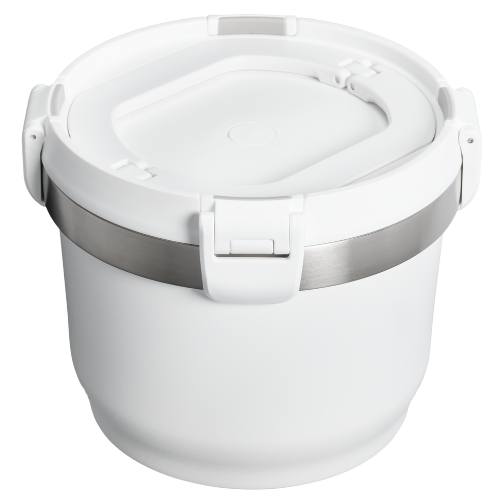 Stanley 1913 The Fresh-To-Table Stay Hot Crock 3 QT in Frost