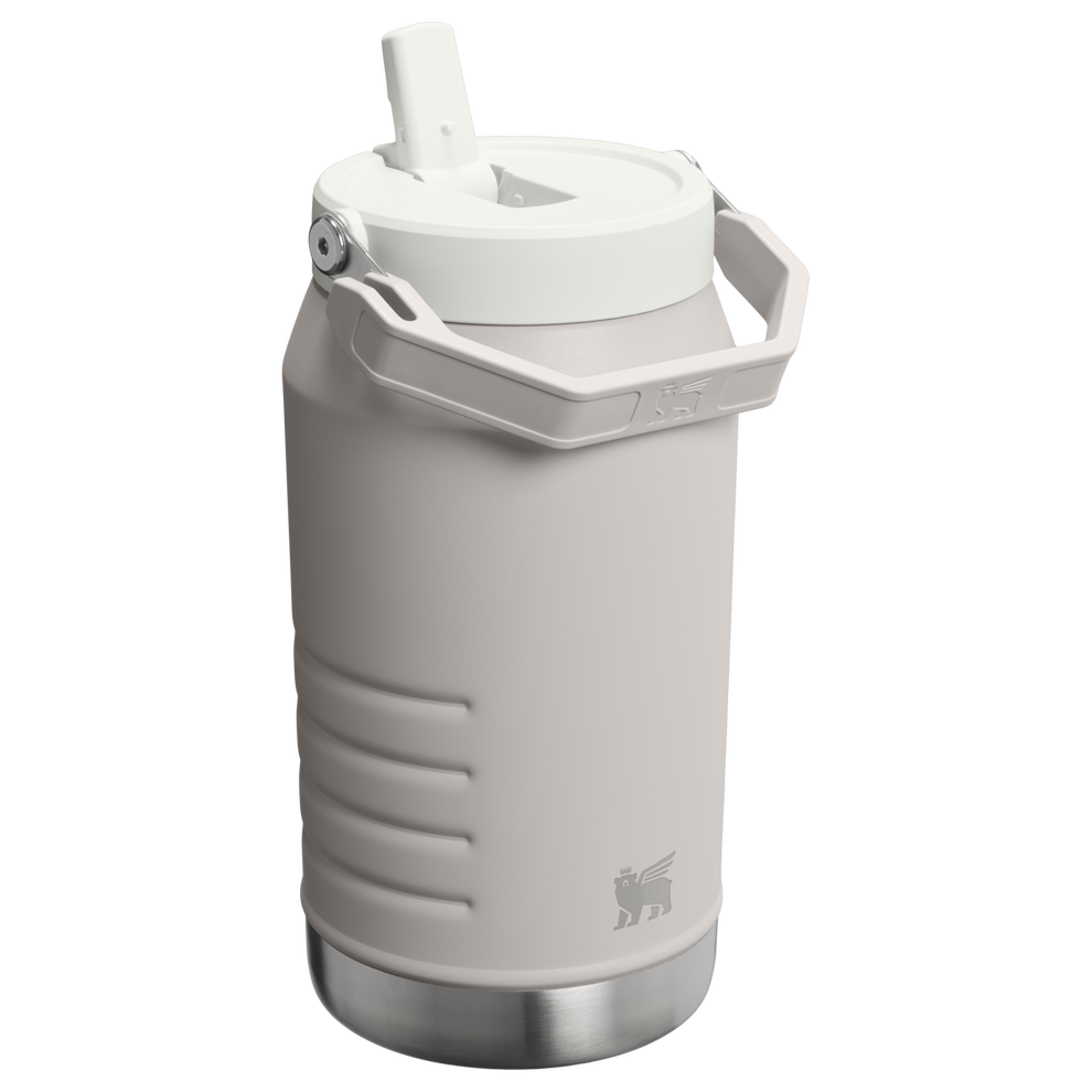 Stanley 1913 The IceFlow™ Flip Straw Jug 64 OZ in Ash