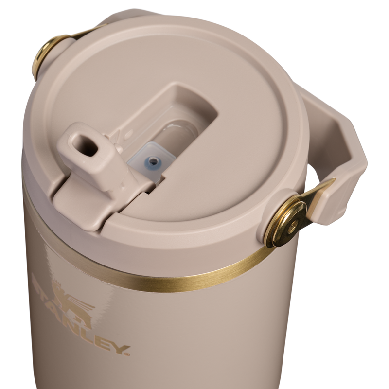 Stanley 1913 The IceFlow®  Flip Straw Tumbler 2.0 30 OZ in Bedrock Gloss | Lid Detailed View
