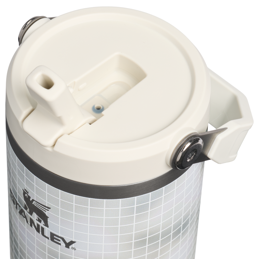 Stanley 1913 The IceFlow™ Flip Straw Tumbler 30 OZ in Frost Blur