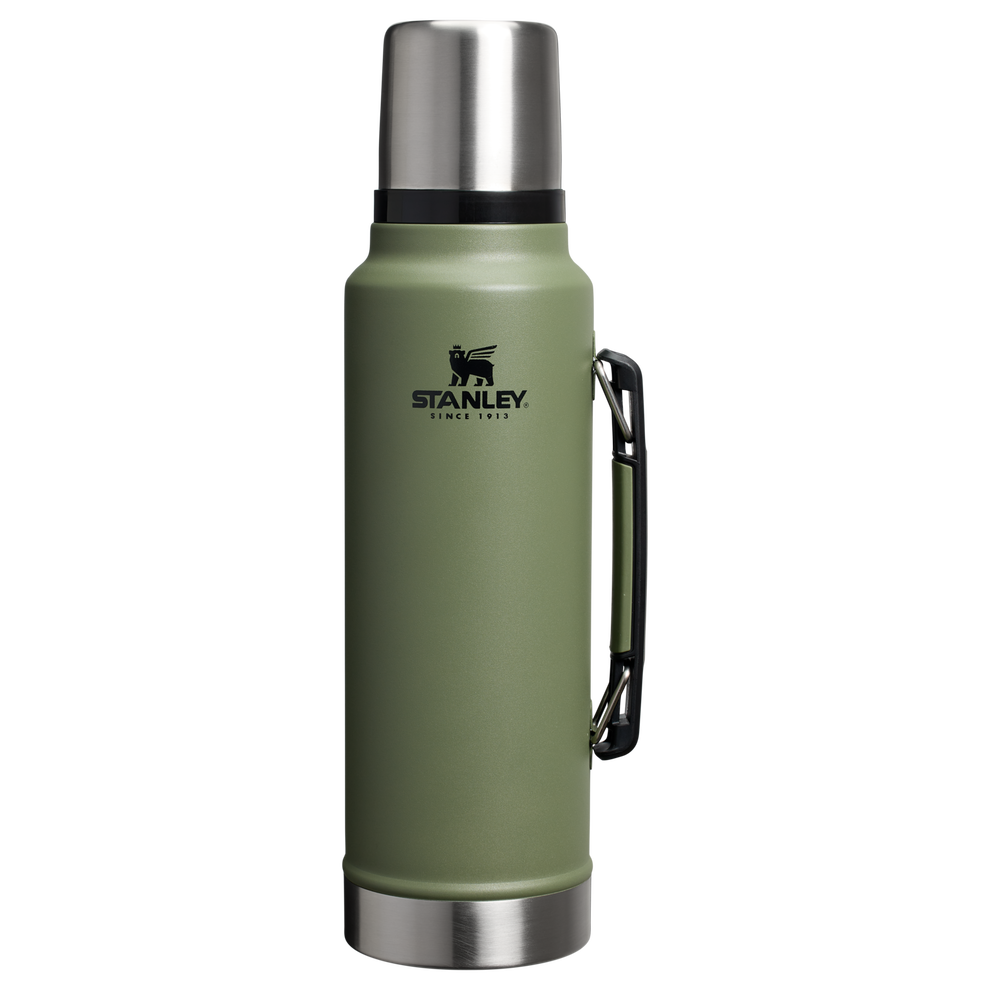 Stanley 1.5 Quart Legendary Classic Vacuum Bottle In Dried Pine Green