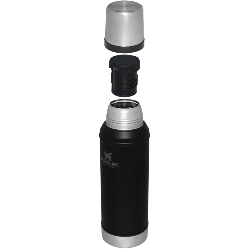 Stanley 1913 Classic Legendary Bottle 1.0 QT in Black 2.0 | Cross Section View