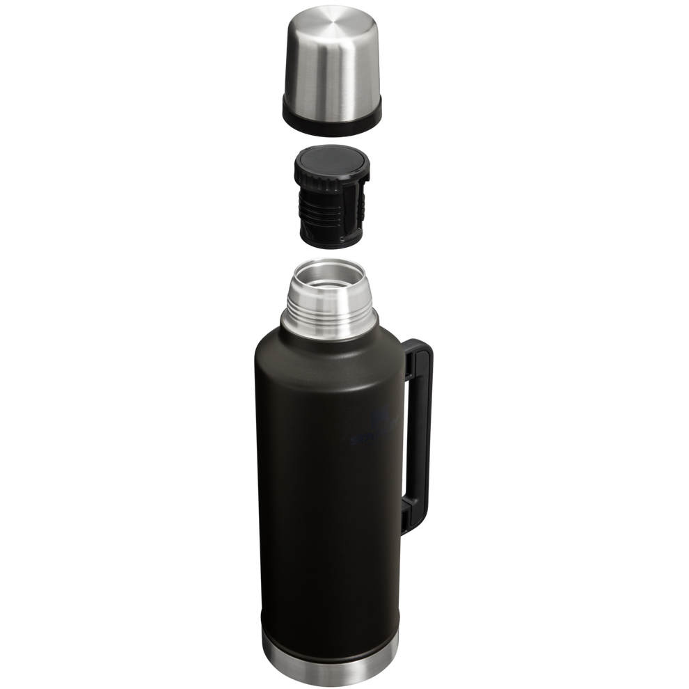 Stanley 1913 Classic Legendary Bottle 2.5 QT in Black 2.0