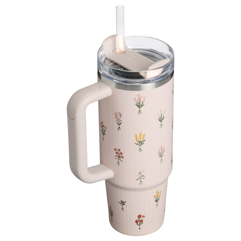 Stanley 1913 The Quencher H2.0 Flowstate™ Tumbler 30 OZ in Rose Quartz Bouquets