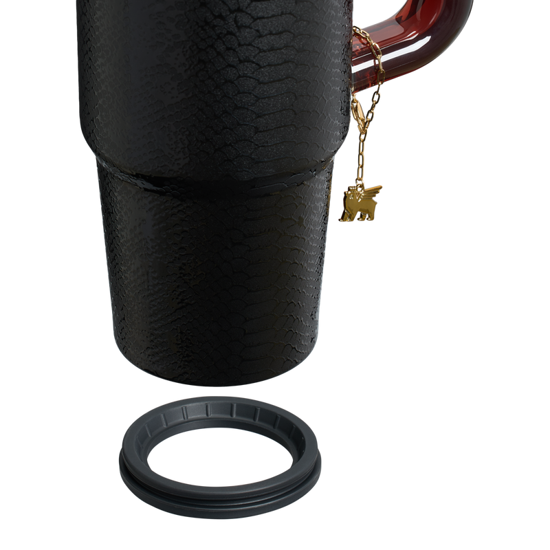 Stanley 1913 The Quencher® Luxe H2.0 FlowState™ Tumbler 30 OZ in Black Snakeskin