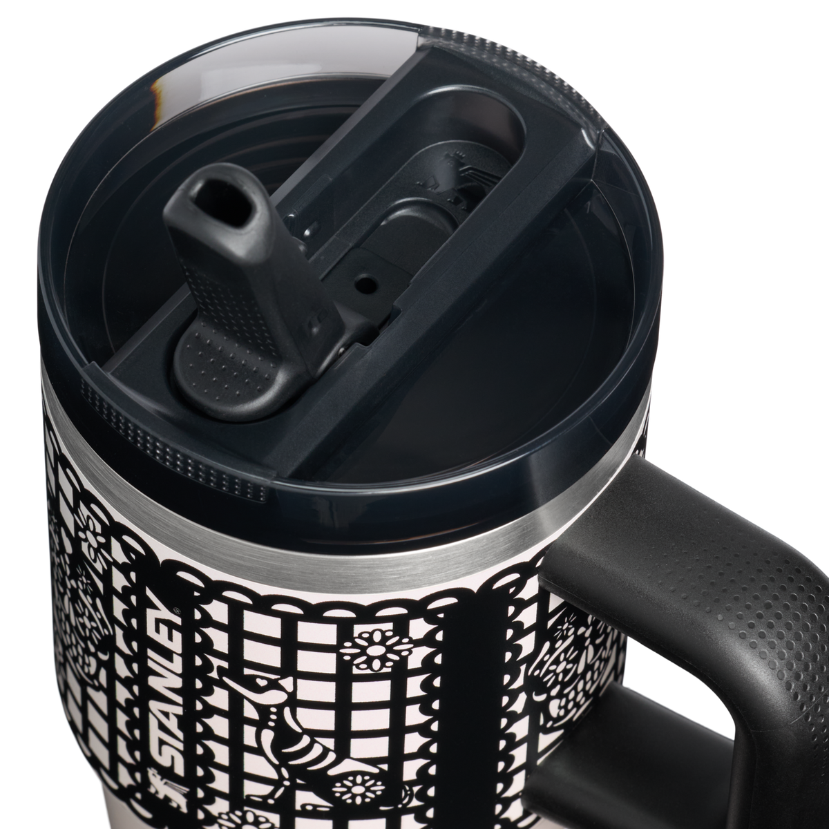 Stanley 1913 The Quencher® ProTour Flip Straw Tumbler 20 OZ in Salt Papel Picado | Lid Detailed View