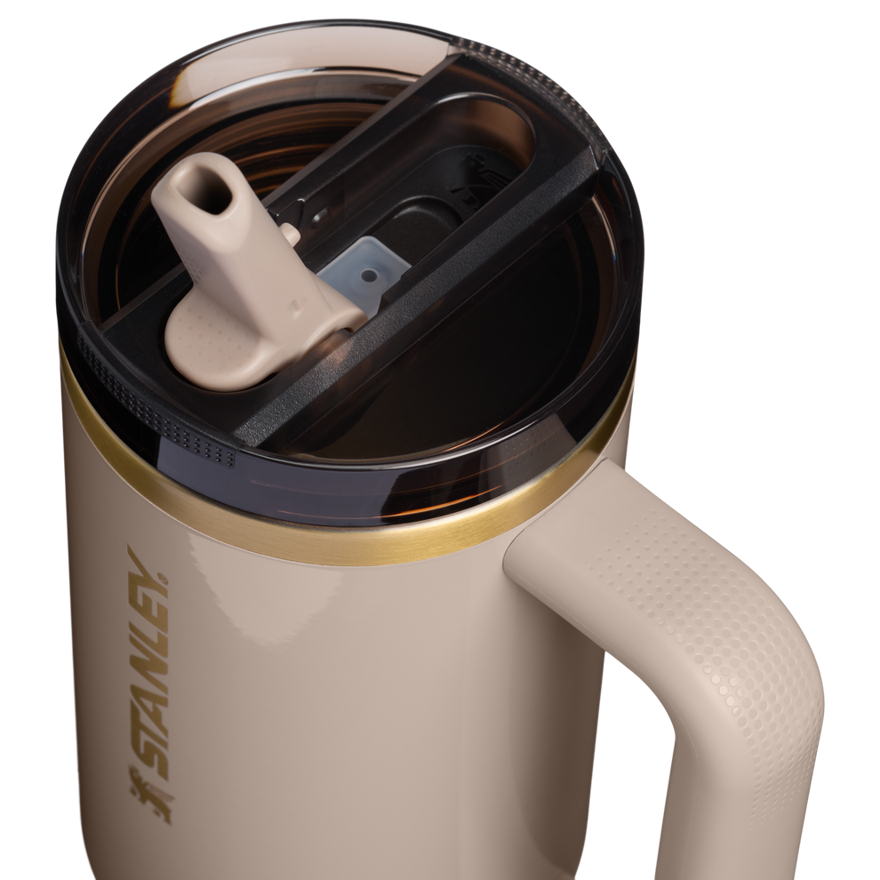Stanley 1913 The Quencher® ProTour Flip Straw Tumbler 30 OZ in Bedrock Gloss | Lid Detailed View