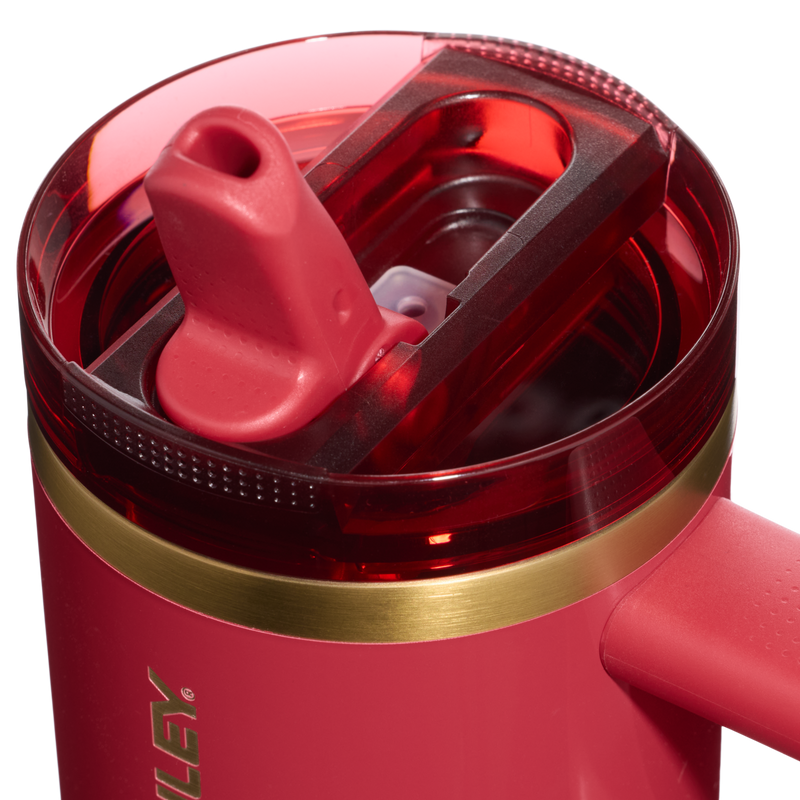 Stanley 1913 The Cheers & Cheer Quencher ProTour Flip Straw Tumbler 14 OZ in Holly Berry Gloss | Lid Detailed View