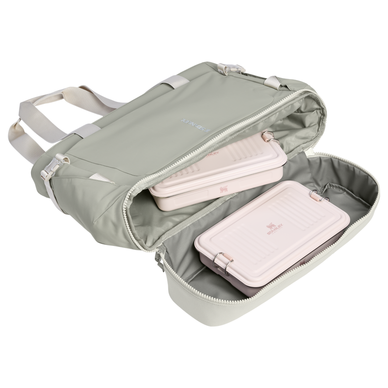 Stanley 1913 The Vitalize™ Tote 27.6 QT in Sage Grey | Detailed View