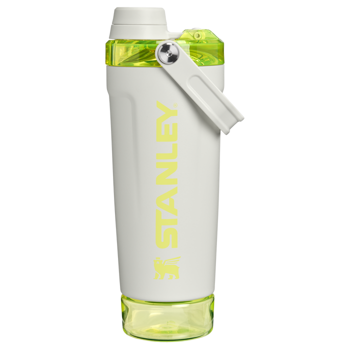 Stanley 1913 The Vitalize™ Shaker Bottle 20 OZ in Pale Stone Atomic