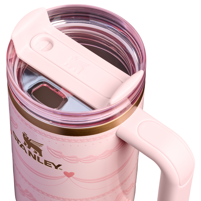 Stanley 1913 The Valentine’s Day Quencher H2.0 Flowstate™ Tumbler 30 OZ in Pink Velvet Cake | Lid Detailed View