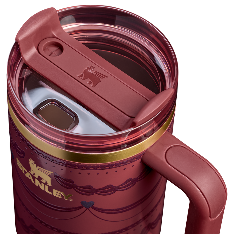 Stanley 1913 The Valentine’s Day Quencher H2.0 Flowstate™ Tumbler 40 OZ in Red Velvet Cake | Lid Detailed View