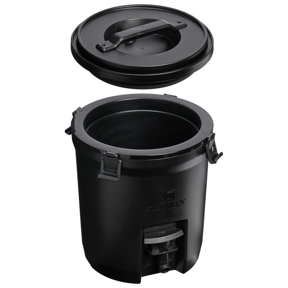 Stanley 1913 Adventure Fast Flow Water Jug 2G in Black 2.0