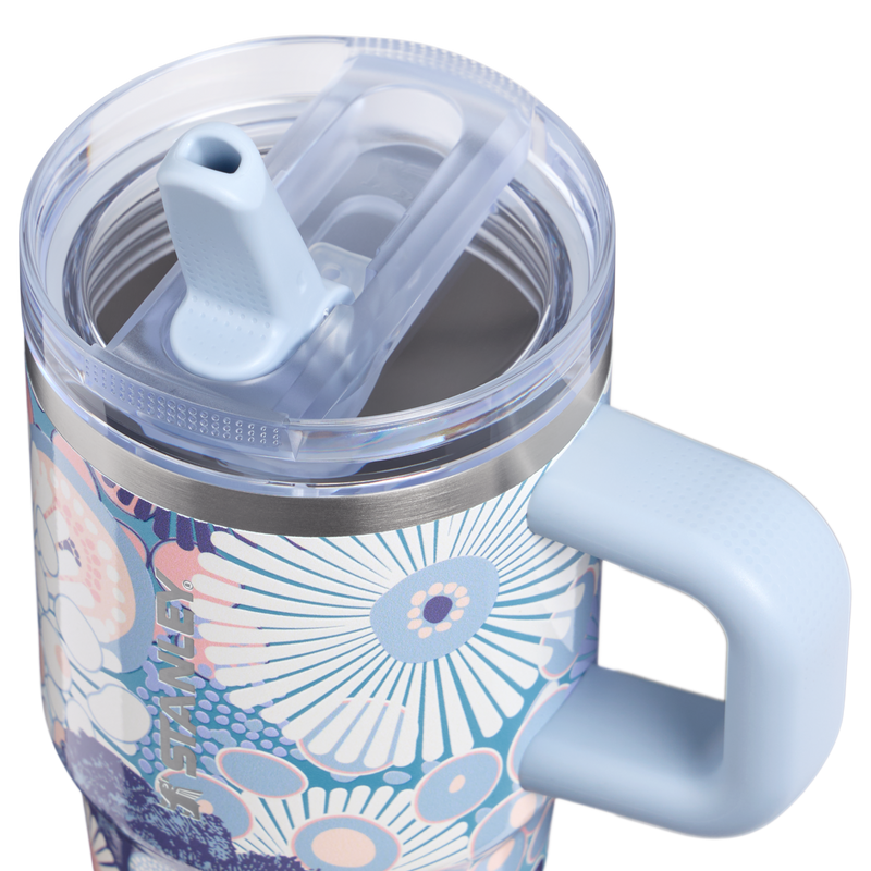 Stanley 1913 The Quencher ProTour Flip Straw Tumbler 20 OZ in Blue Dream Wildflower | Lid Detailed View