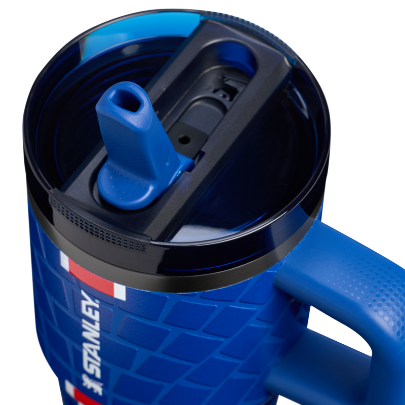 Stanley 1913 Stanley 1913 x Paris Saint-Germain Quencher® ProTour Flip Straw Tumbler 20 OZ in PSG Nouveau | Lid Detailed View